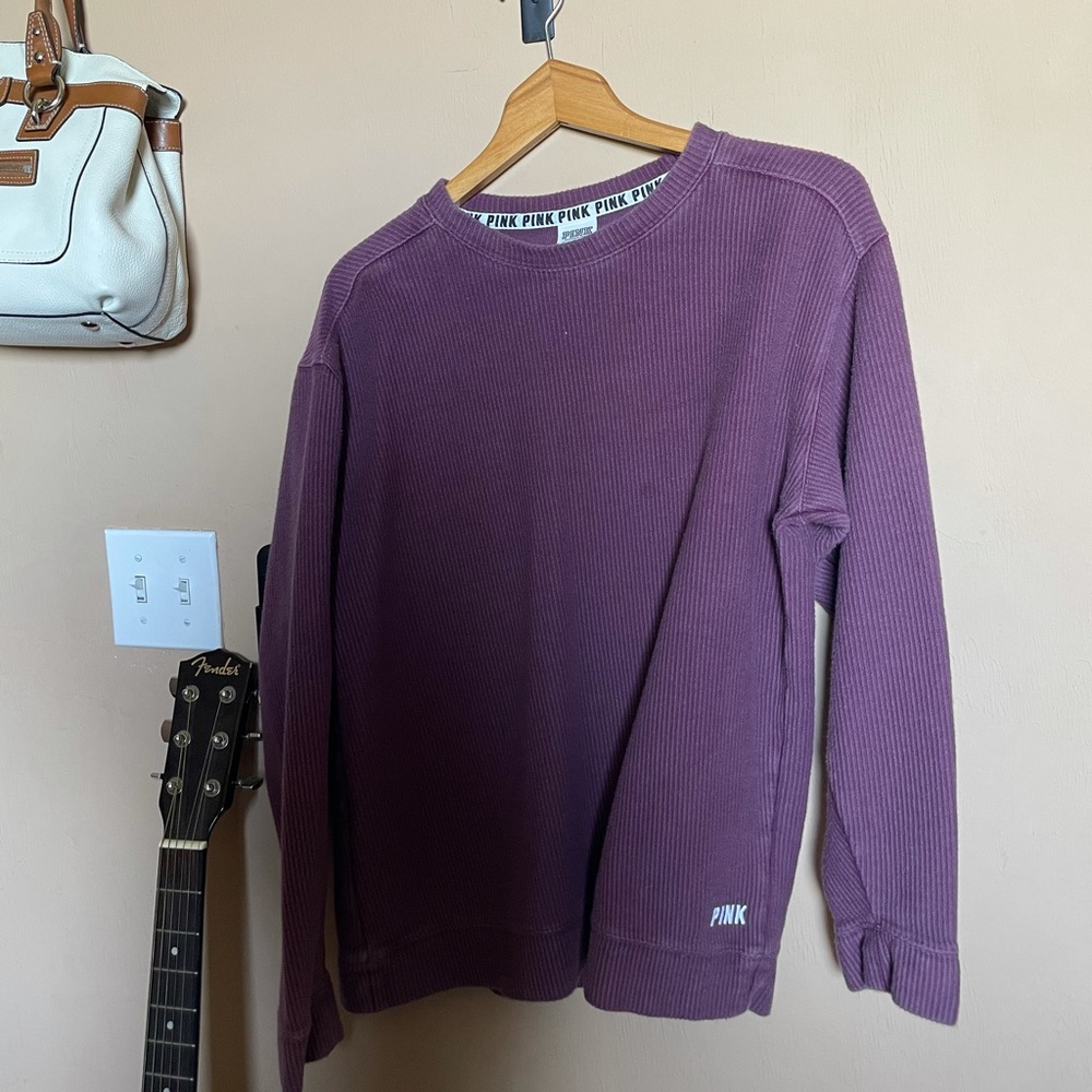 Victoria’s Secret pink knit sweater 🍂
